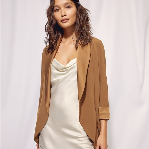 Rare Aritzia Wilfred Chevalier Camel Blazer - Picture 4 of 8